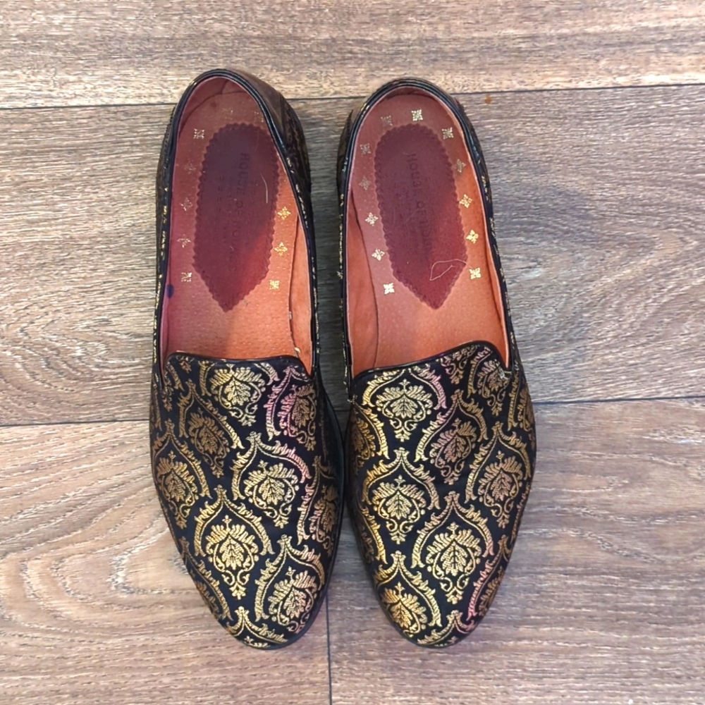 House of Hounds Gold and Black sz 41 loafers